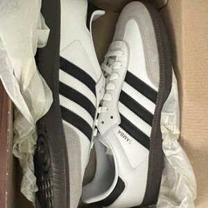 adidas Men’s Samba OG shoes size 9.5 white/black/white - NWT